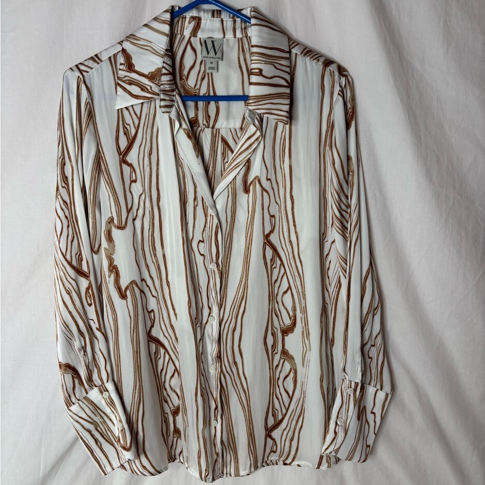 Worthington women’s blouse sizeM marbled pattern caramel brown on white